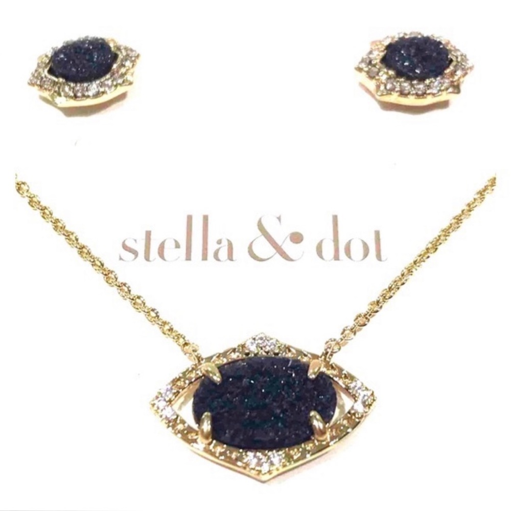 Stella & Dot Charlotte Pendant & Earring Set